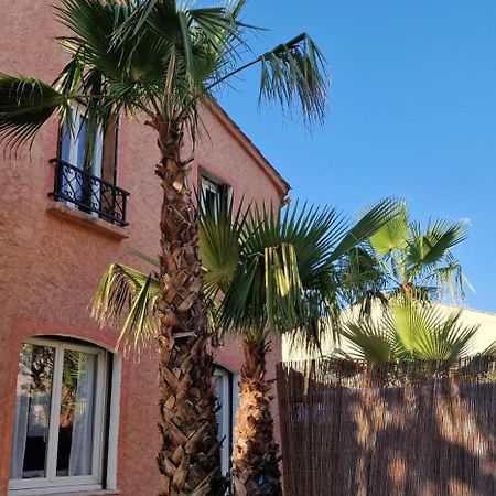 Haut De Villa A 700 Metres De La Plage, Totalement Independant Et Accessible Par Un Escalier Exterieur Sainte-Maxime Exterior photo